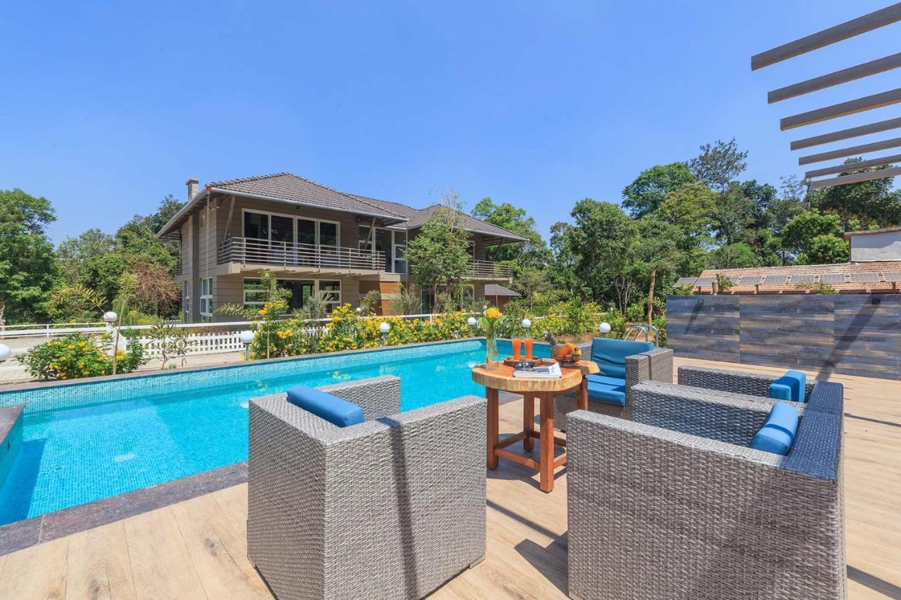 Coffee & Mist Luxury Villa- Comp Breakfast, Pool, Lounge, And Coffee Estate By Stayvista Madikeri Exteriör bild